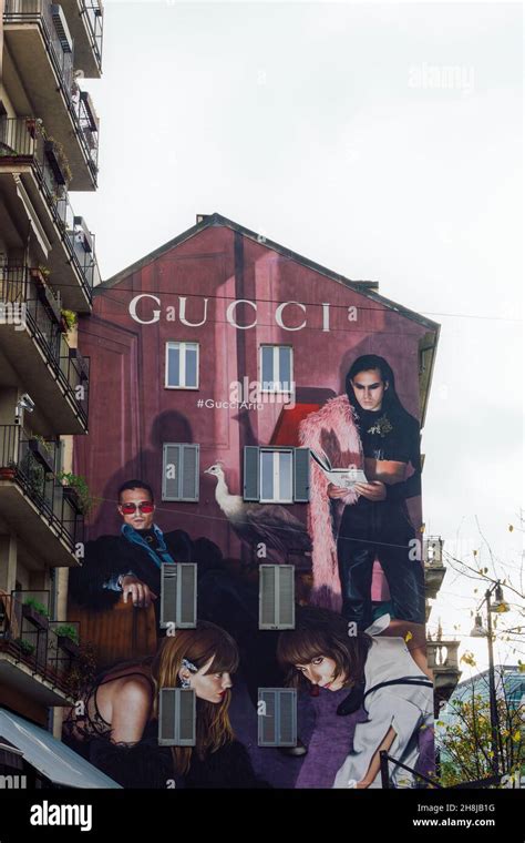 graffiti gucci milano|Gucci’s Street Art .